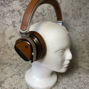 ⛔️CREATIVE⛔️ Aurvana Platinum Headphones Wireless